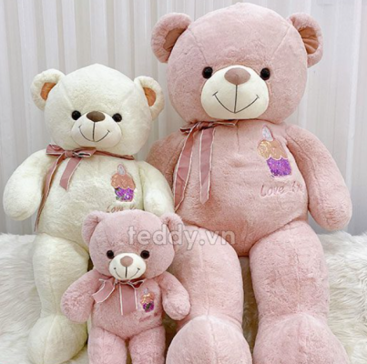 Gấu bông dễ thương